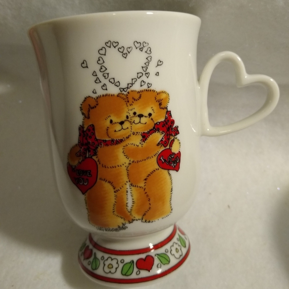 Enesco Valentine Lucy & Me mug 1979